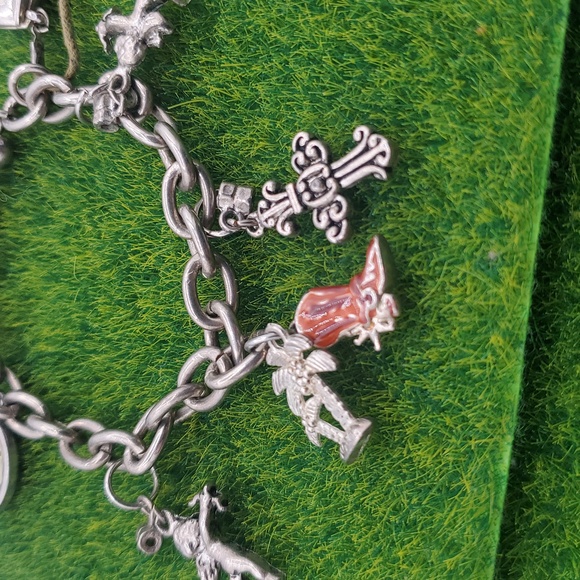 Silver Tone Charm Bracelet with Texas and Angel Charms B3025 - Picture 2 of 6